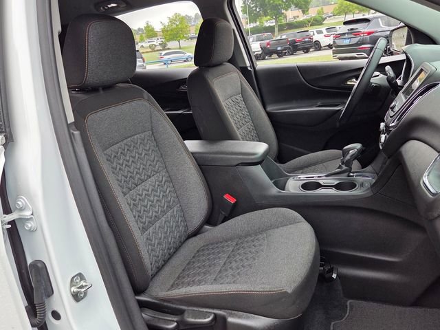 Used 2024 Chevrolet Equinox LT FWD image 18