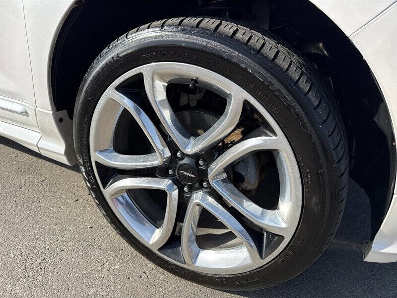 Used 2011 Ford Edge Sport w/ Canadian Touring Pkg AWD/4WD image 13