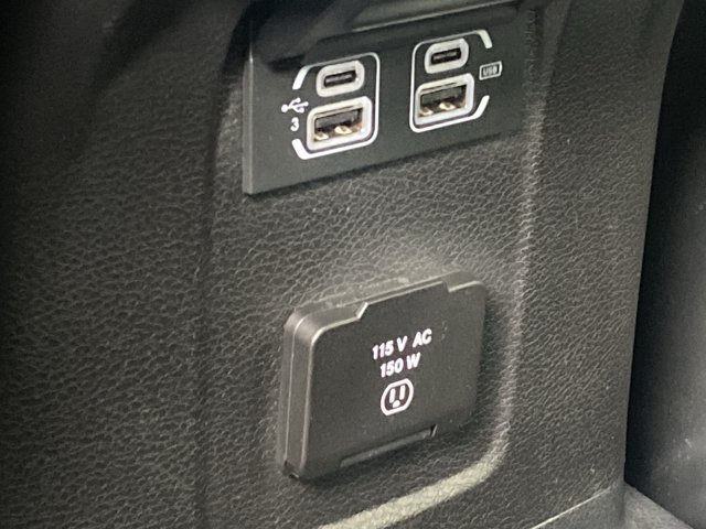 Used 2019 Jeep Wrangler Unlimited Rubicon AWD/4WD image 13