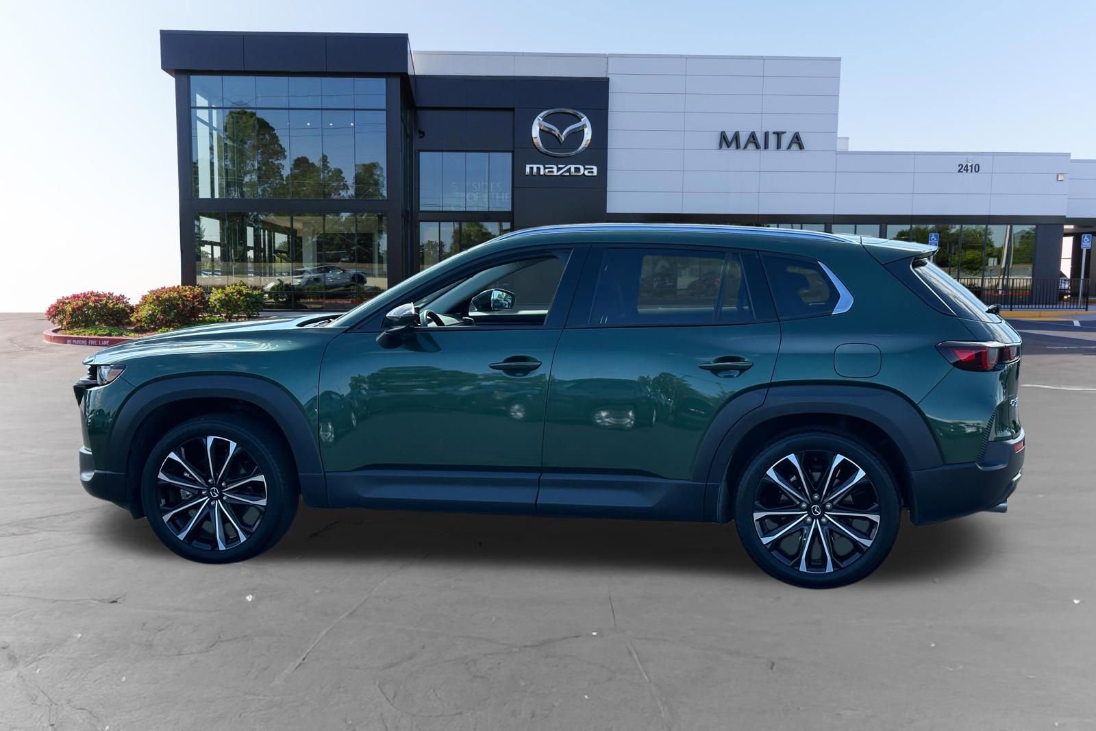 Used 2025 MAZDA CX-50 AWD 2.5 S w/ Premium Plus Pkg image 6