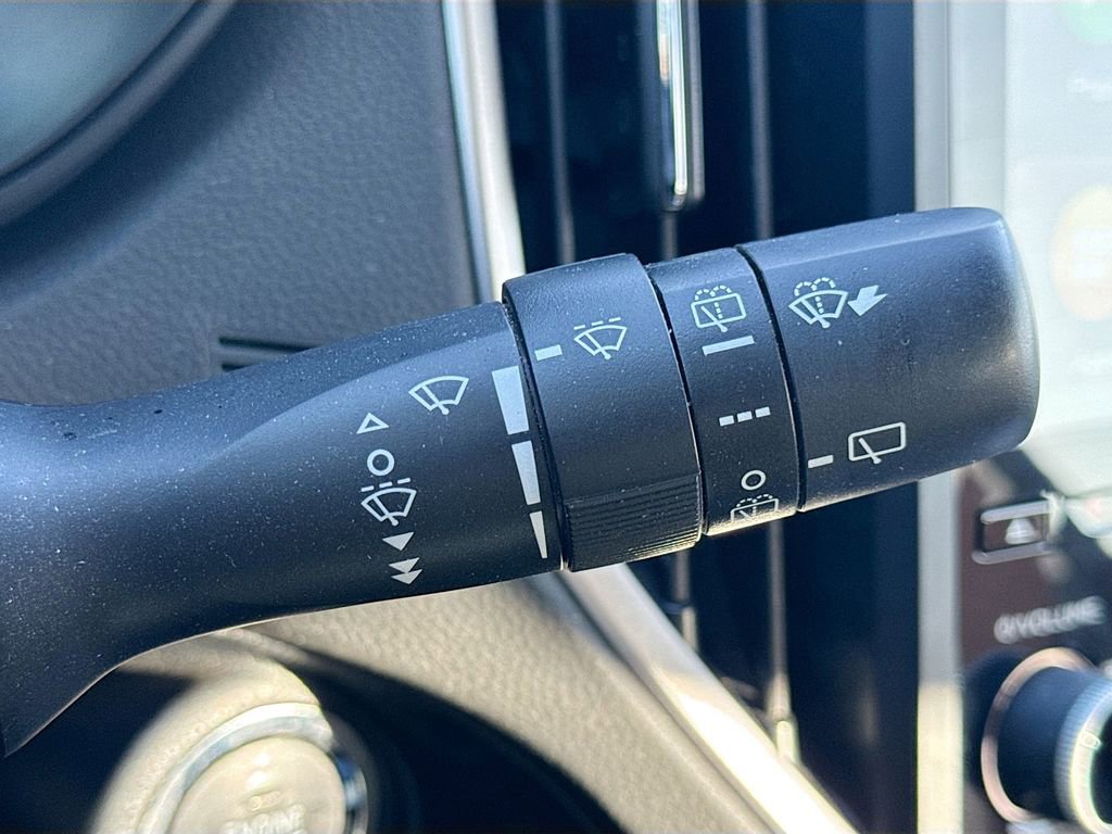 Used 2023 Subaru Forester Touring w/ Popular Package #3 image 17