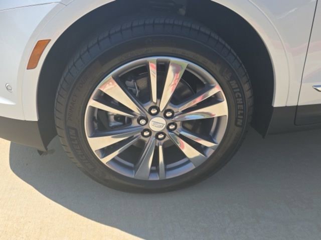 New 2025 Cadillac XT5 Premium Luxury w/ Technology Package image 8