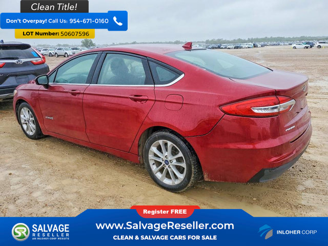 Used 2019 Ford Fusion SE FWD image 3