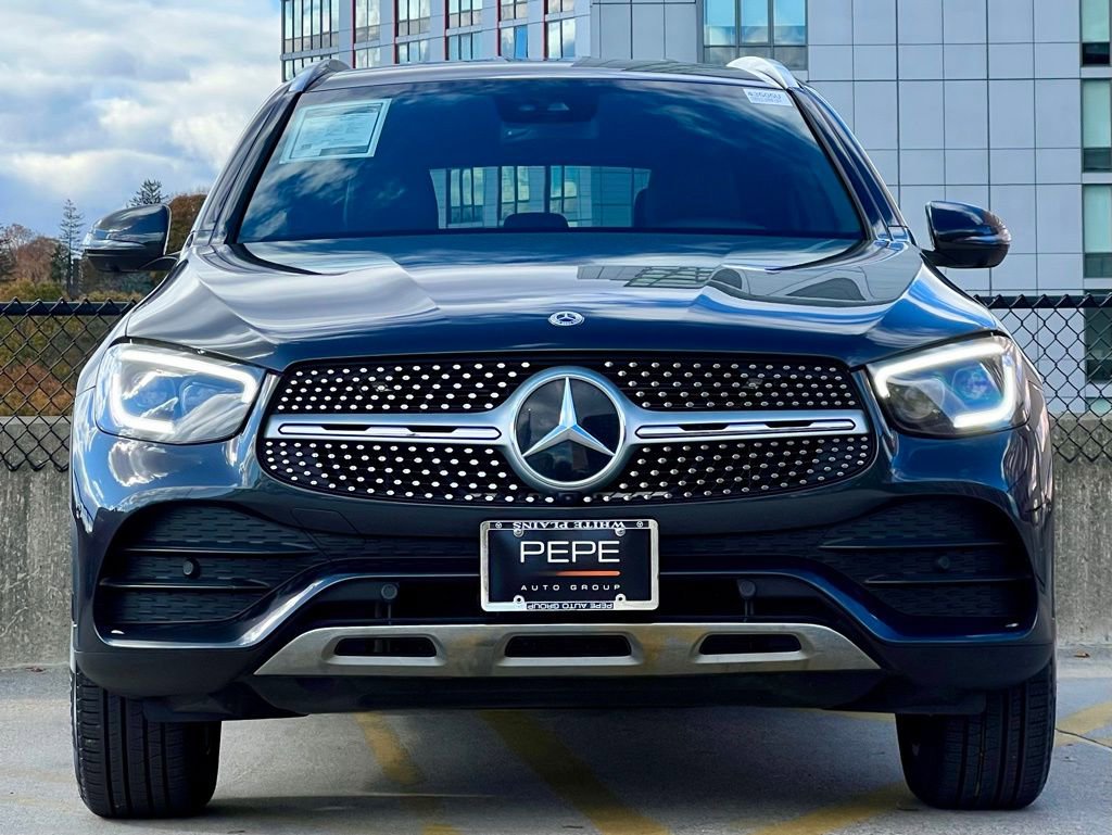 Certified 2022 Mercedes-Benz GLC 300 4MATIC image 3