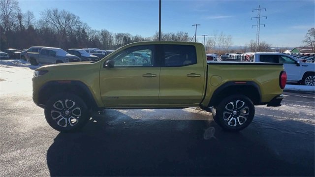 Used 2023 GMC Canyon AT4 w/ AT4 Premium Package image 5