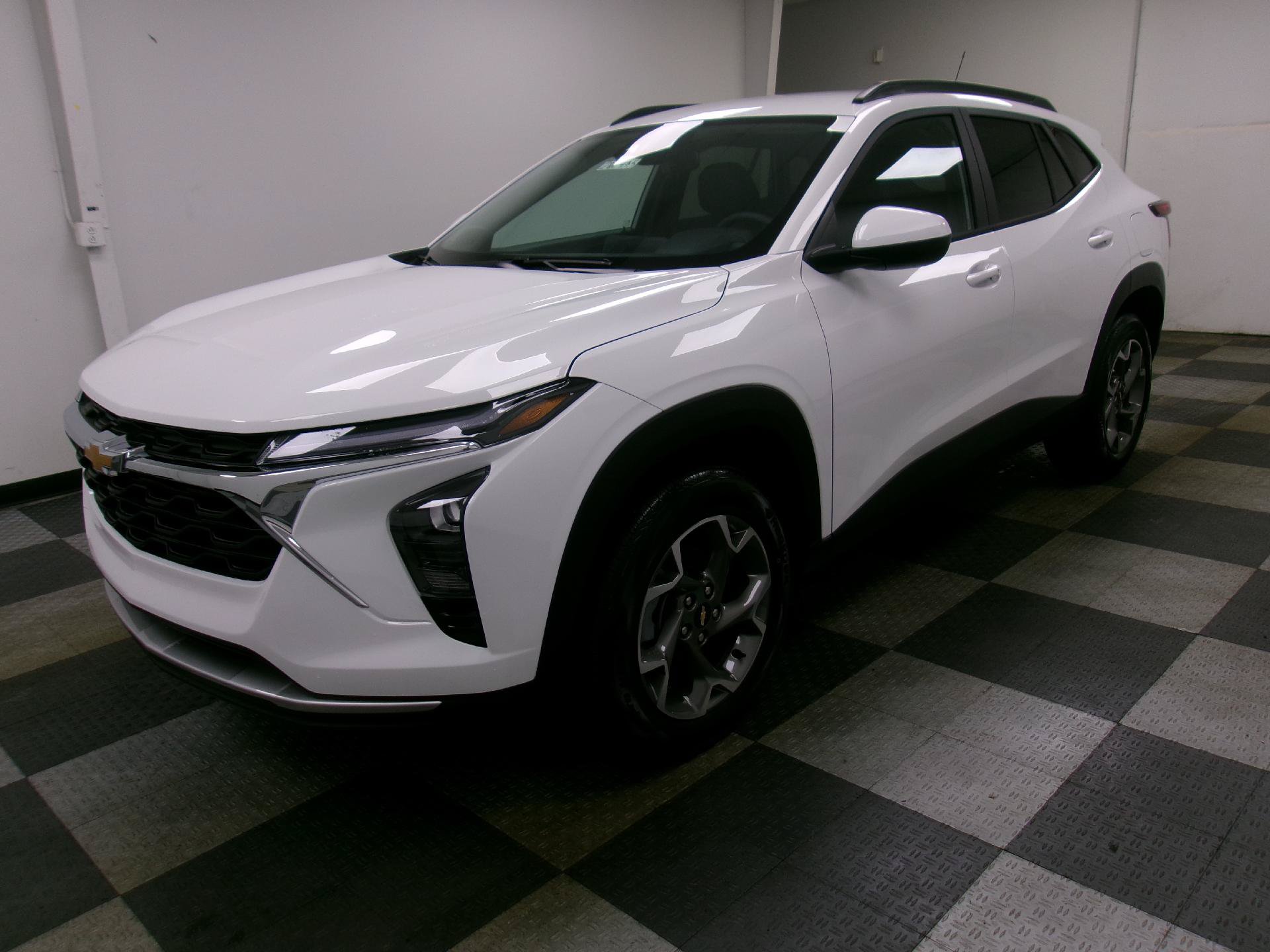 New 2026 Chevrolet Trax LT w/ LT Convenience Package