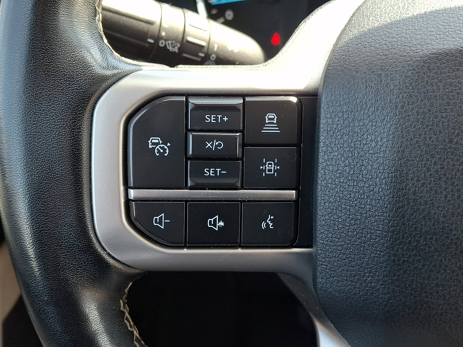 Certified 2023 Ford Expedition Limited image 29
