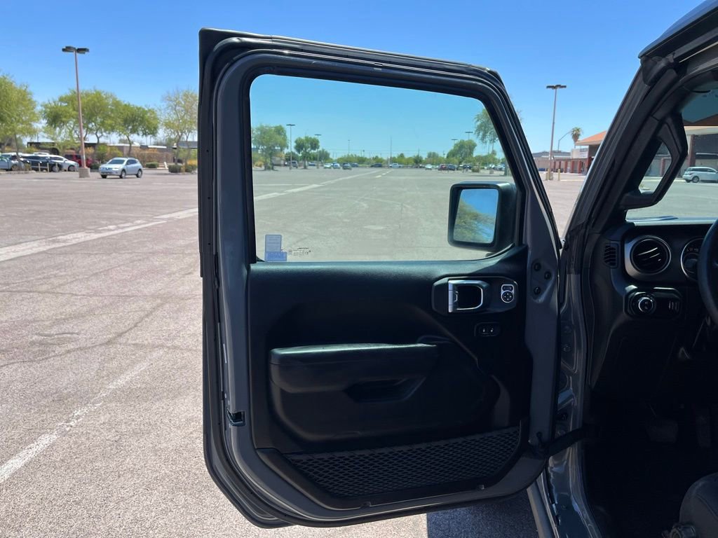 Used 2023 Jeep Gladiator Sport image 22