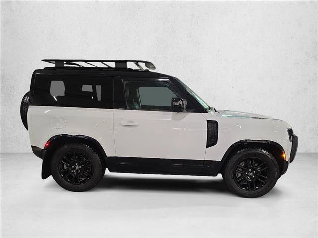 Used 2023 Land Rover Defender 90 X-Dynamic SE AWD/4WD image 4
