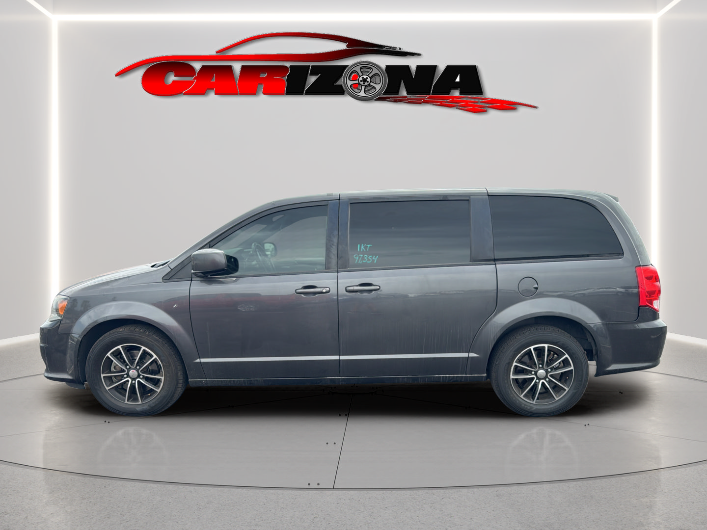 Used 2018 Dodge Grand Caravan SE FWD image 10