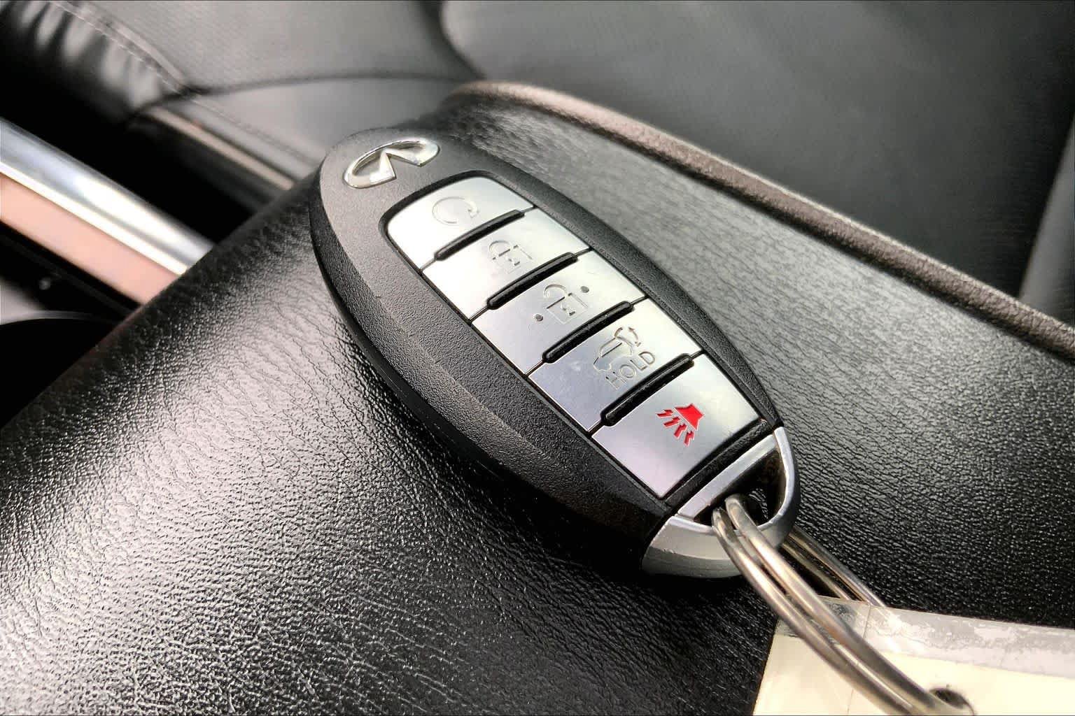Used 2019 INFINITI QX80 Luxe w/ 22" Wheel Package RWD image 15