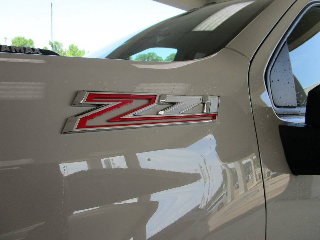 New 2026 Chevrolet Silverado 2500 Custom w/ Custom Value Package AWD/4WD image 18