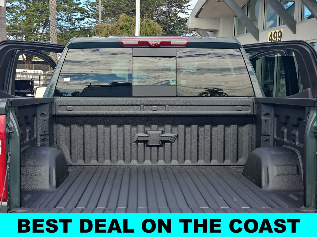 New 2026 Chevrolet Silverado 1500 ZR2 w/ Dark Appearance Package image 12