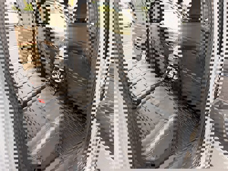 Used 2025 Ford F450 Platinum w/ FX4 Off-Road Package image 44