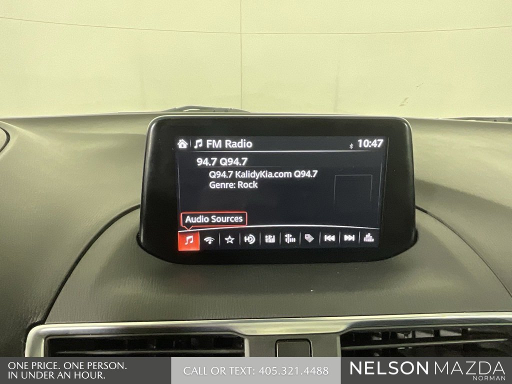 Used 2018 MAZDA MAZDA3 Grand Touring image 34