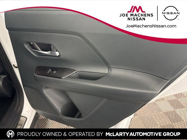 Certified 2025 Nissan Kicks SV w/ Illumination Package image 22