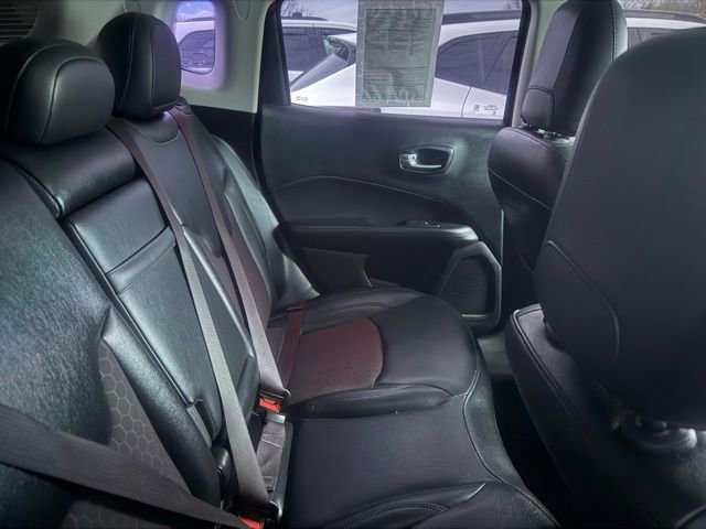 Used 2020 Jeep Compass Latitude image 5