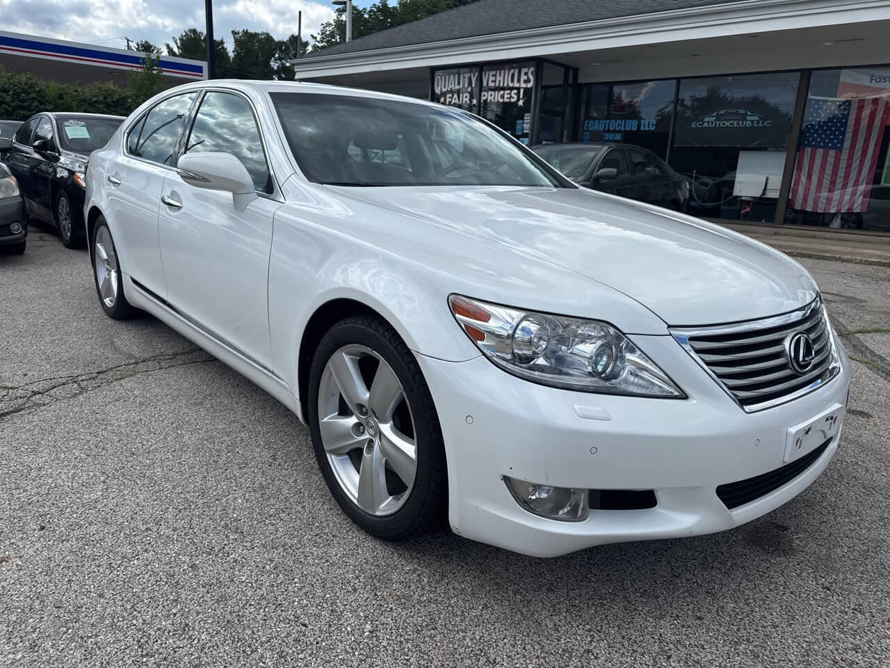 Used 2011 Lexus LS 460 w/ Luxury Value Edition RWD image 22