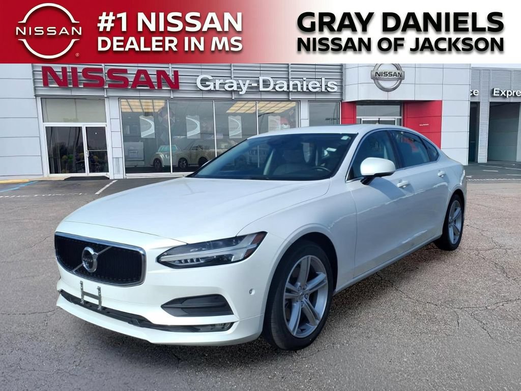 Used 2018 Volvo S90 T5 Momentum w/ Convenience Package FWD image 3