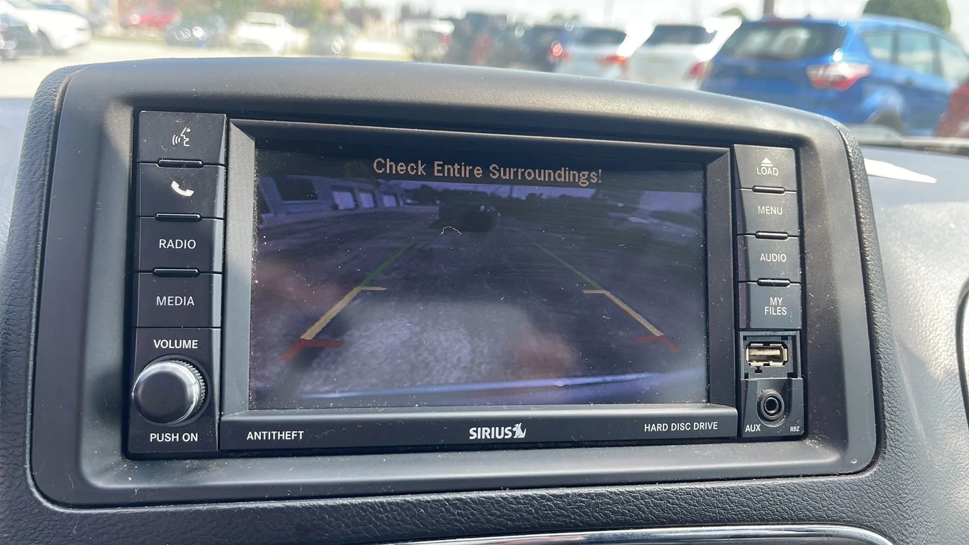 Used 2020 Dodge Grand Caravan SXT FWD image 18
