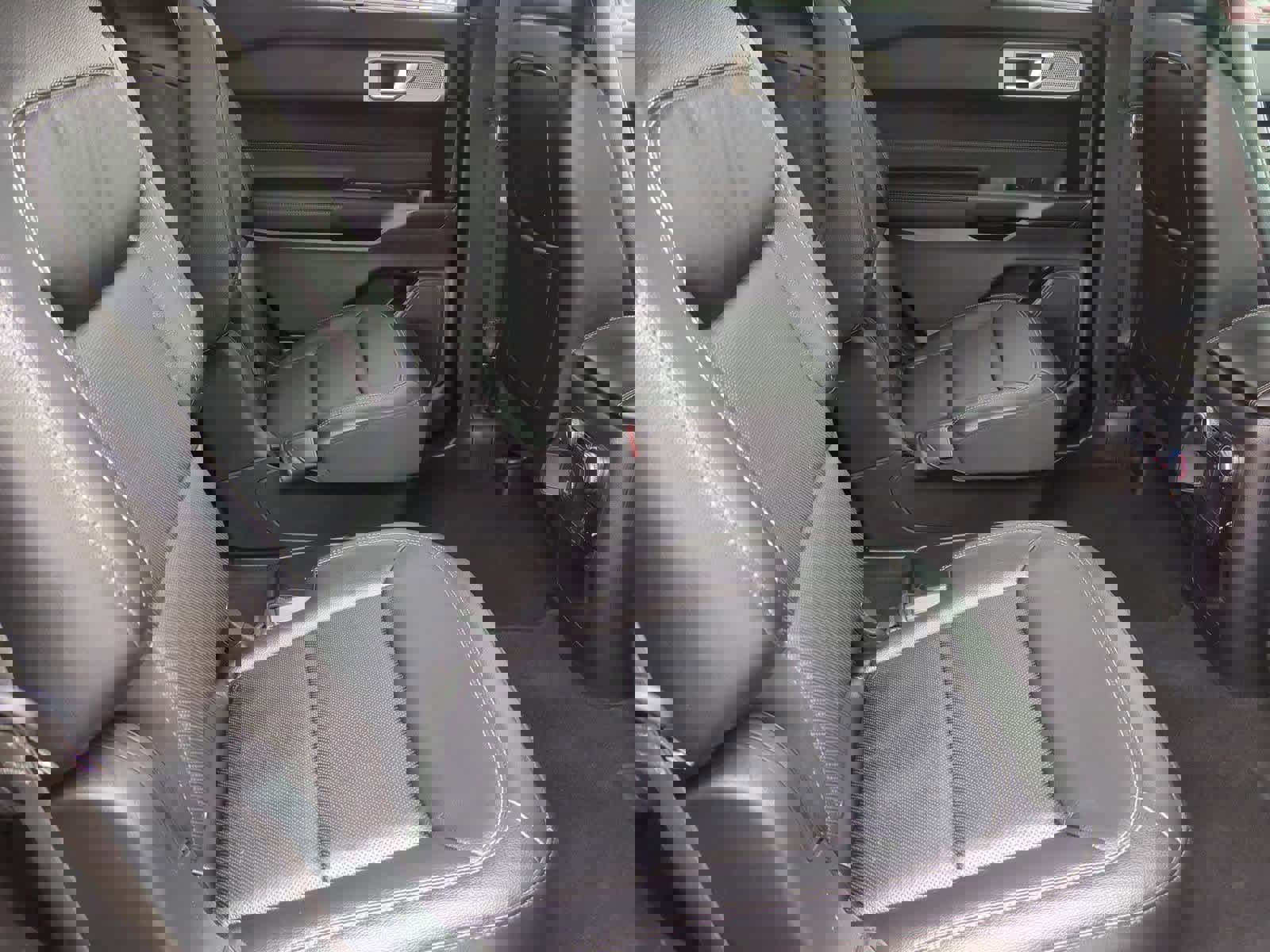 Used 2020 Ford Explorer Limited image 26