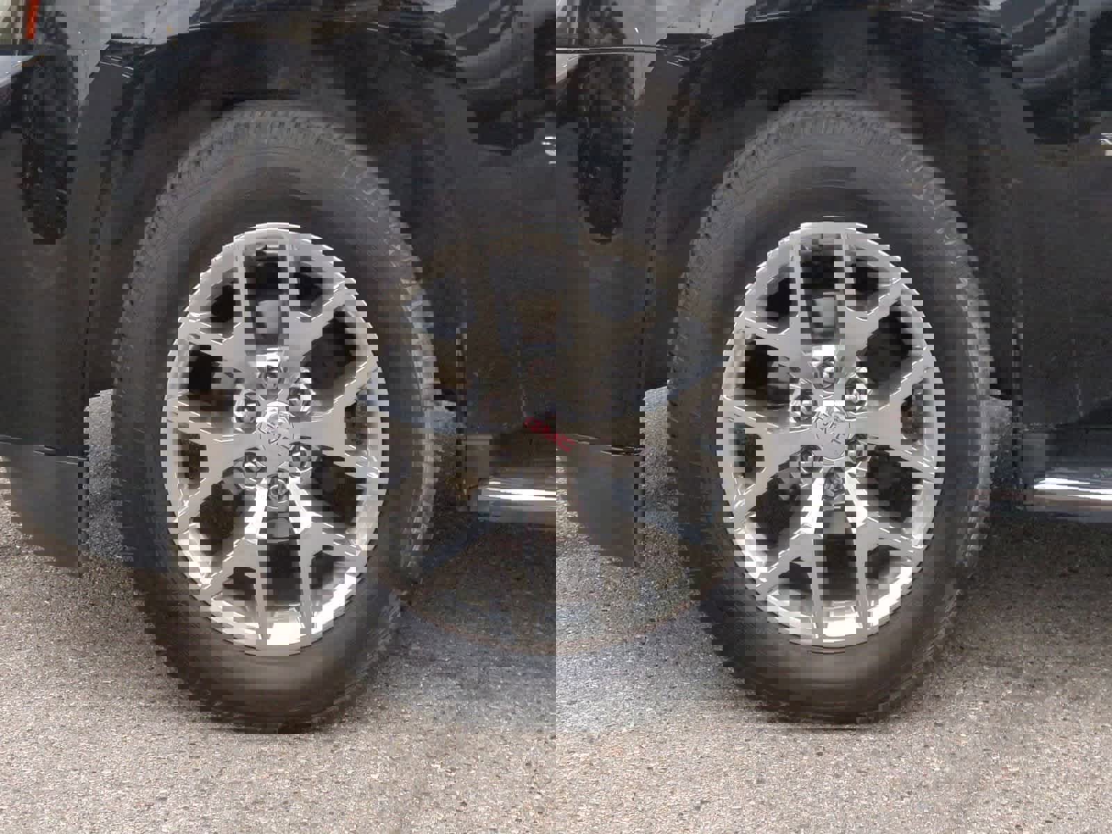 Used 2020 GMC Yukon XL SLT w/ Open Road Package image 14