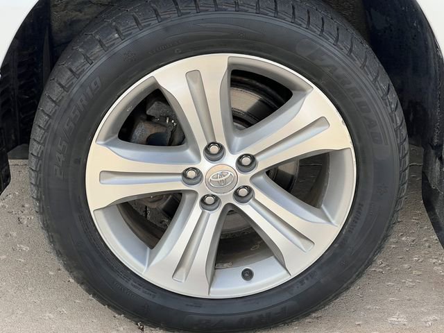 Used 2013 Toyota Highlander Limited image 7