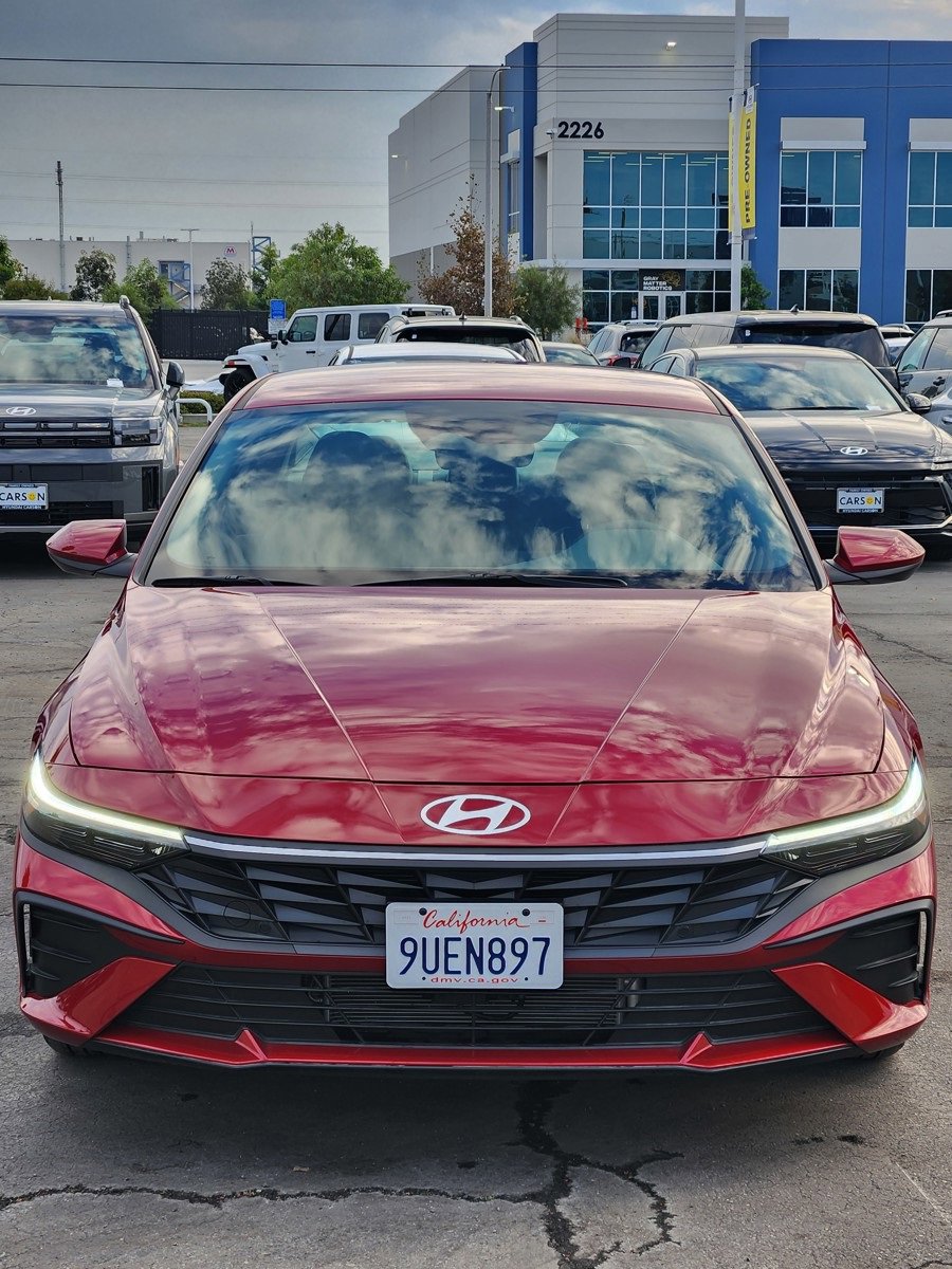 Certified 2025 Hyundai Elantra Blue image 15