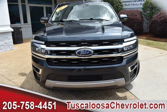 Used 2024 Ford Expedition Limited image 4