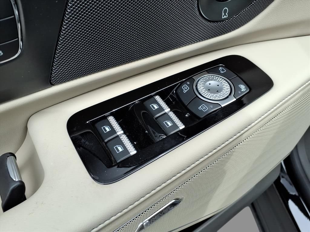 New 2025 Lincoln Nautilus Reserve w/ Jet Appearance Package AWD/4WD image 15