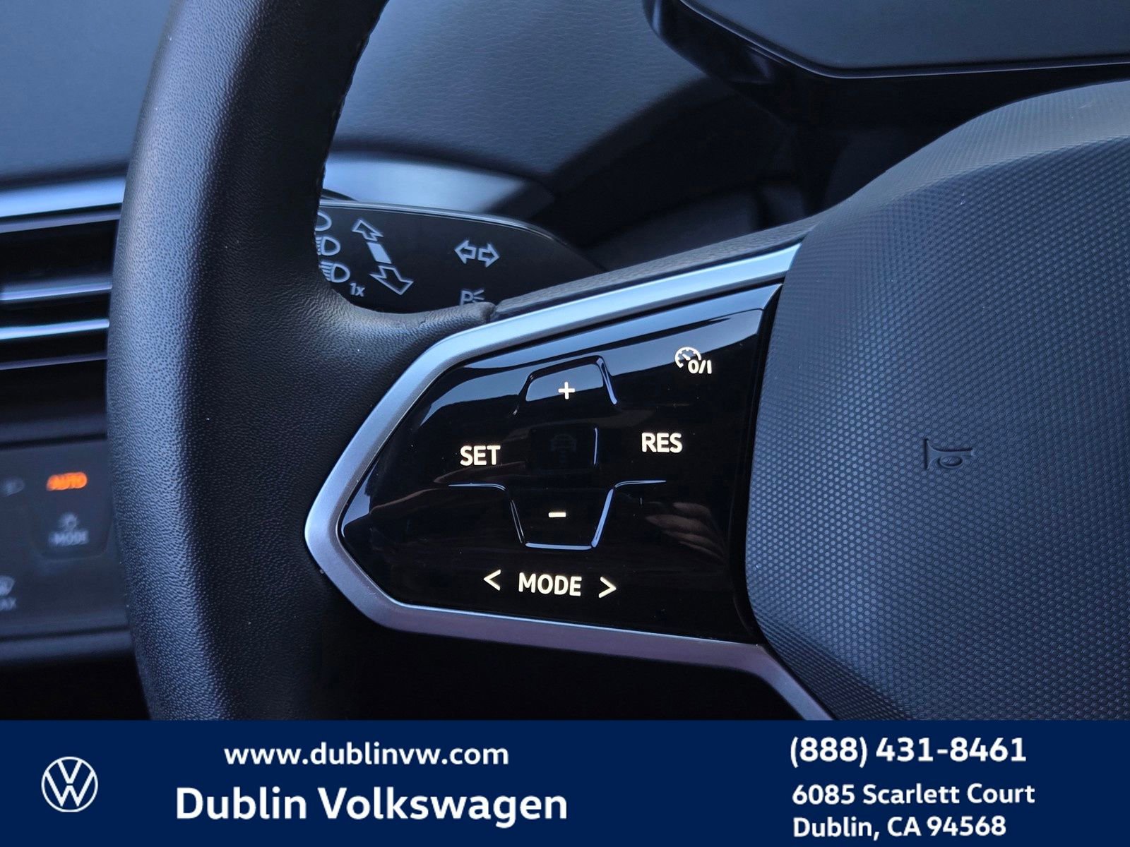 Certified 2023 Volkswagen ID.4 Pro image 18