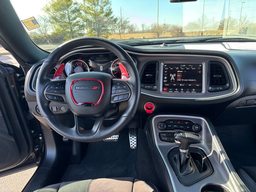 Used 2022 Dodge Challenger R/T w/ Plus Package image 21