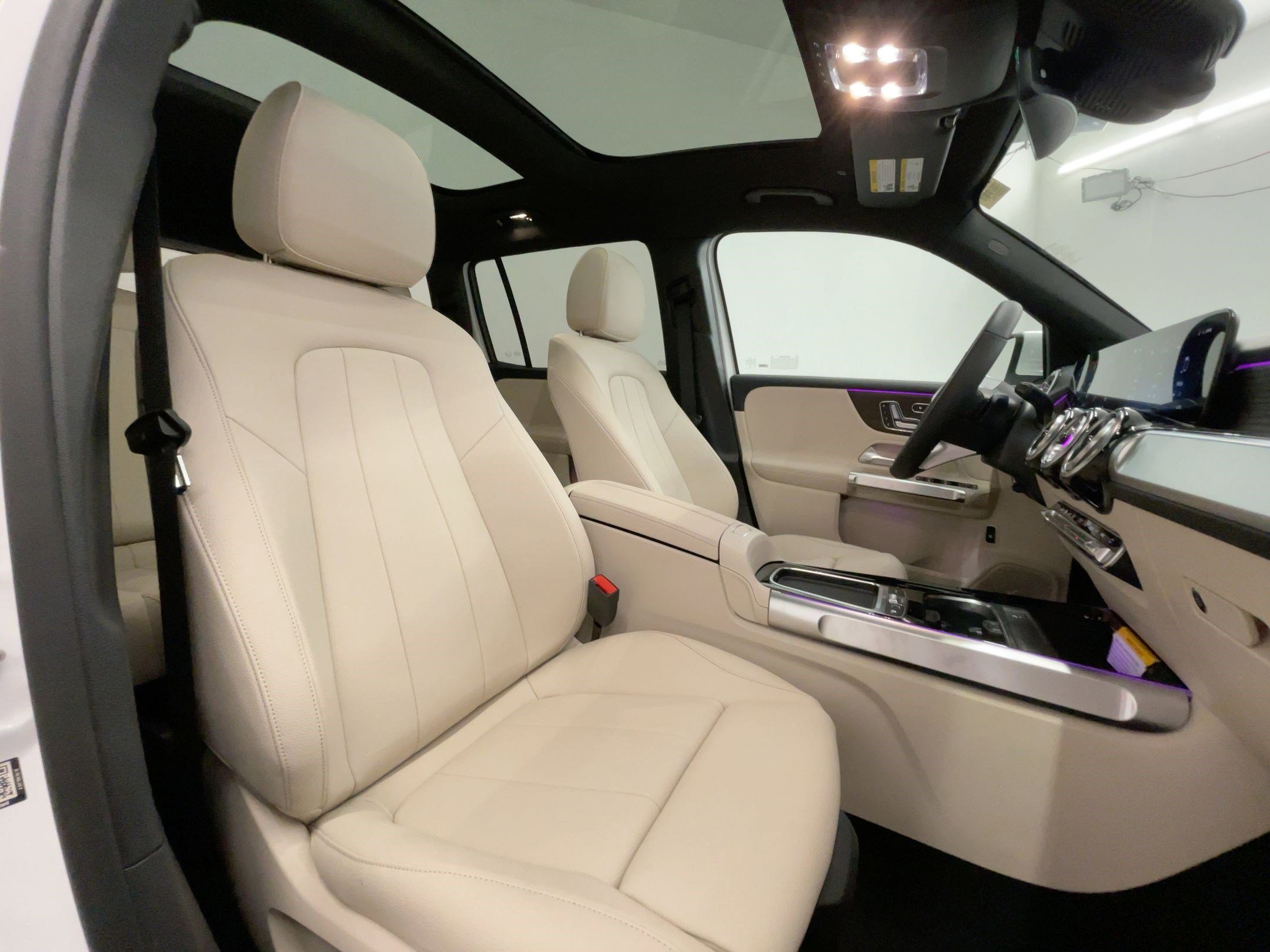 Certified 2026 Mercedes-Benz GLB 250 image 25