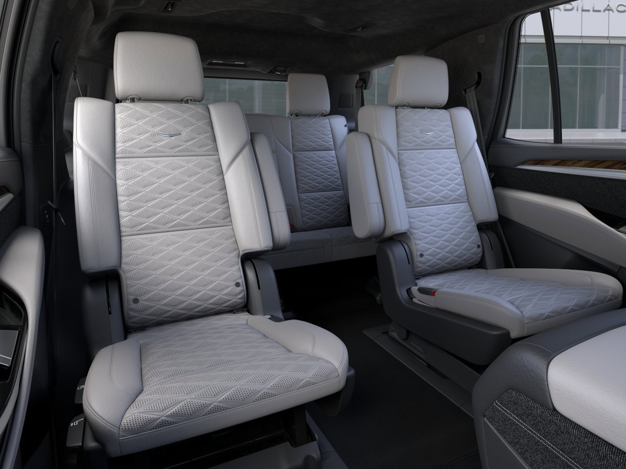 New 2026 Cadillac Escalade Platinum Sport AWD/4WD image 17