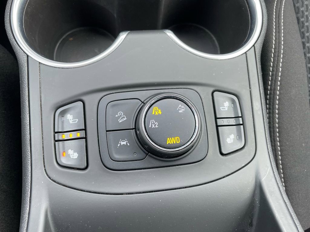 Used 2022 GMC Terrain SLE w/ Driver Convenience Package image 15