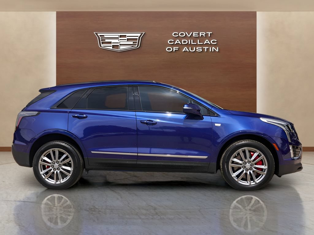 Certified 2025 Cadillac XT5 Sportv w/ Technology Package AWD/4WD image 5