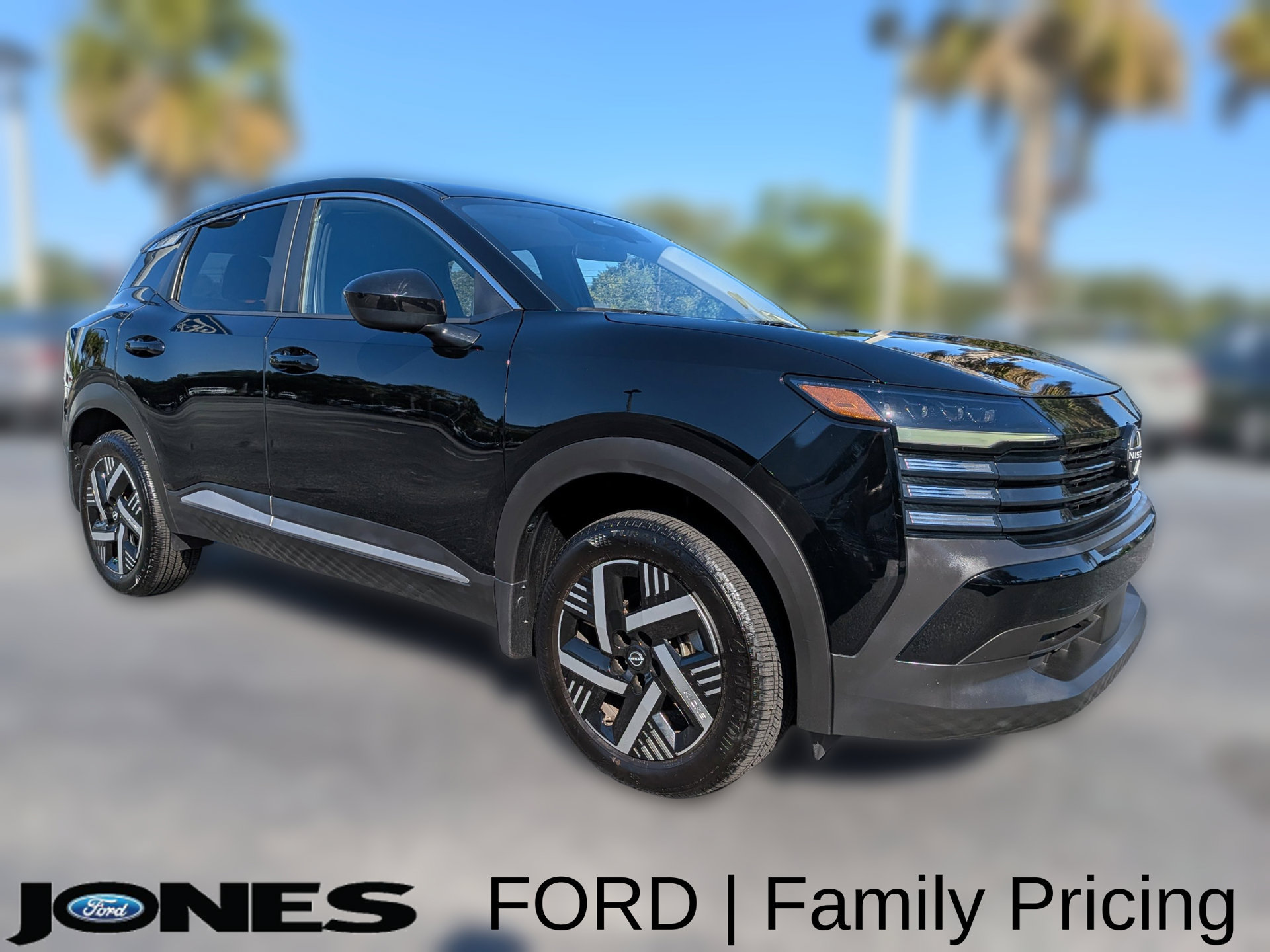 Used 2025 Nissan Kicks SV FWD 360° Tour