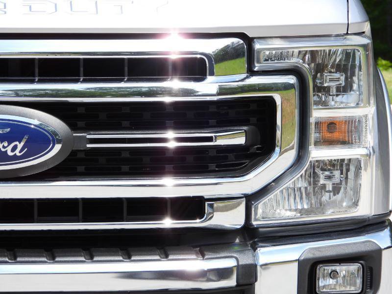 Used 2020 Ford F250 Lariat w/ Tremor Off-Road Package AWD/4WD image 36