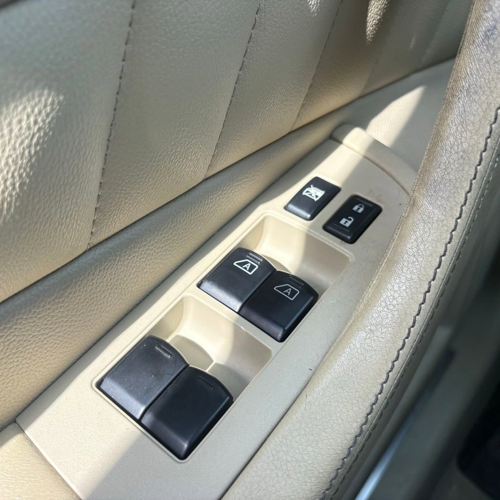 Used 2017 INFINITI QX70 2WD image 21