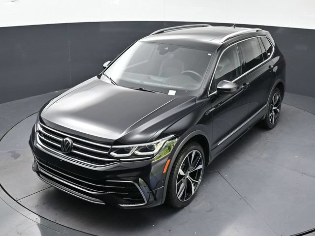 Used 2024 Volkswagen Tiguan SEL R-Line AWD/4WD image 24