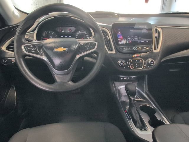 Used 2023 Chevrolet Malibu LT FWD image 18