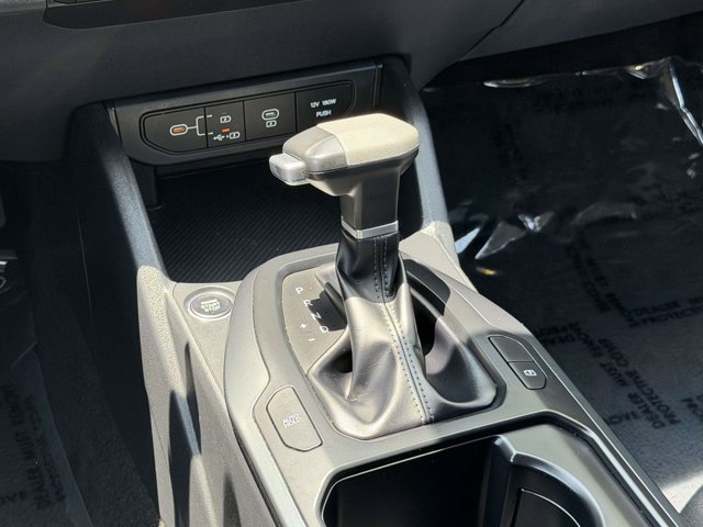 Used 2025 Kia K4 FWD image 22
