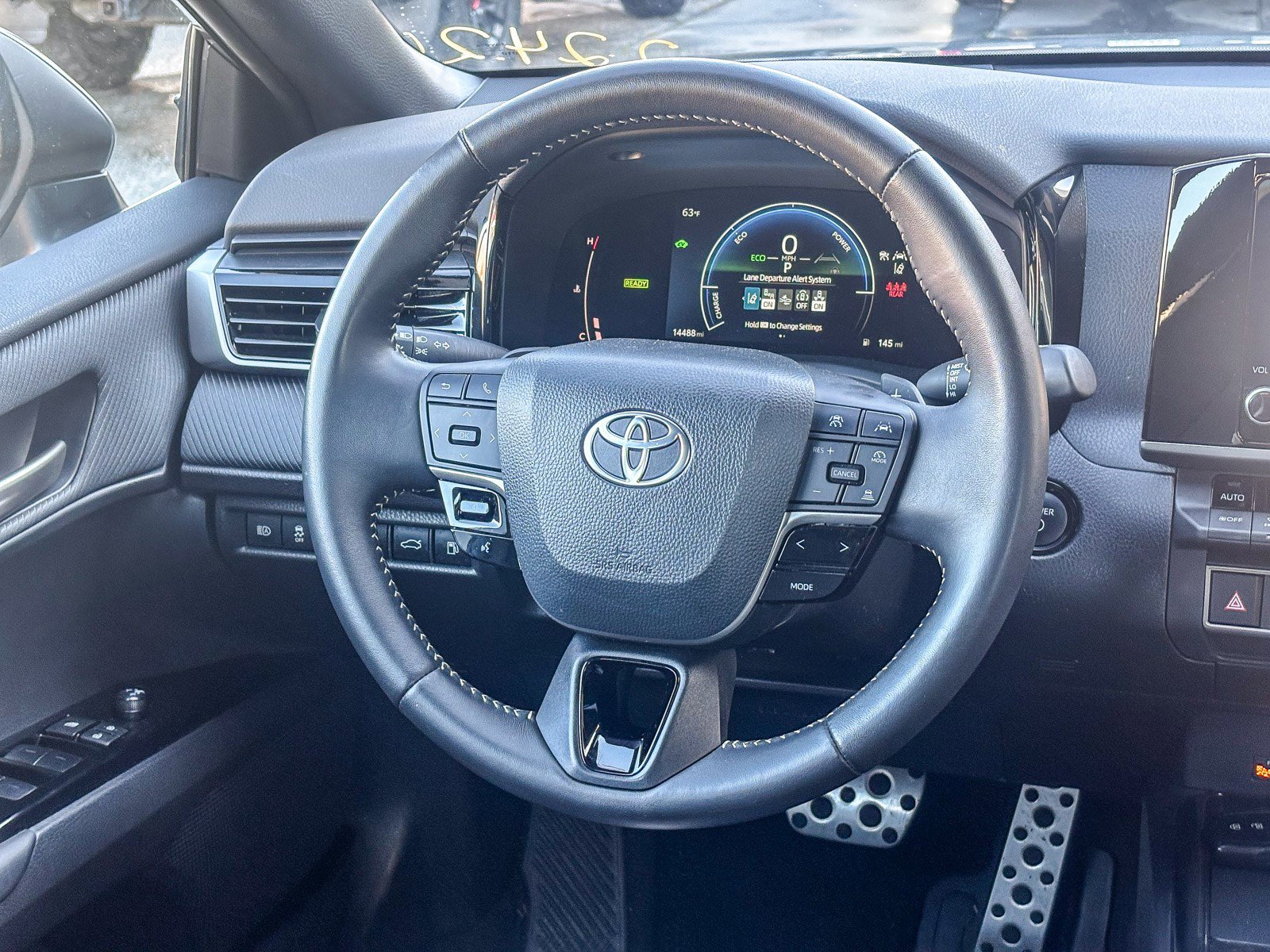 Certified 2025 Toyota Camry SE image 18