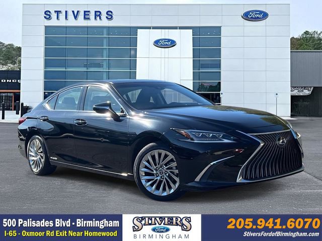 Used 2020 Lexus ES 300h Ultra Luxury w/ Accessory Package