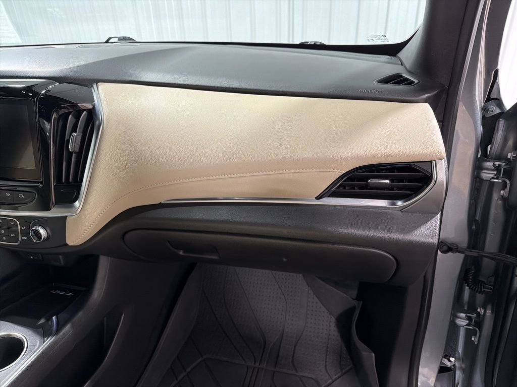 Certified 2023 Chevrolet Traverse LT w/ LPO, Floor Liner Package image 24
