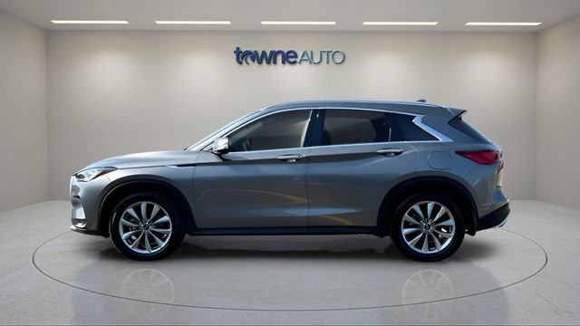 Used 2022 INFINITI QX50 Essential image 2