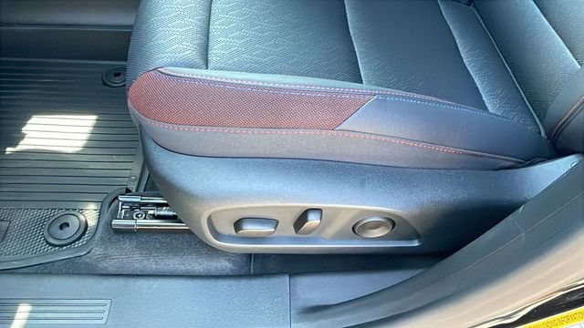 New 2026 Chevrolet Equinox RS w/ Safety and Technology Package FWD image 29