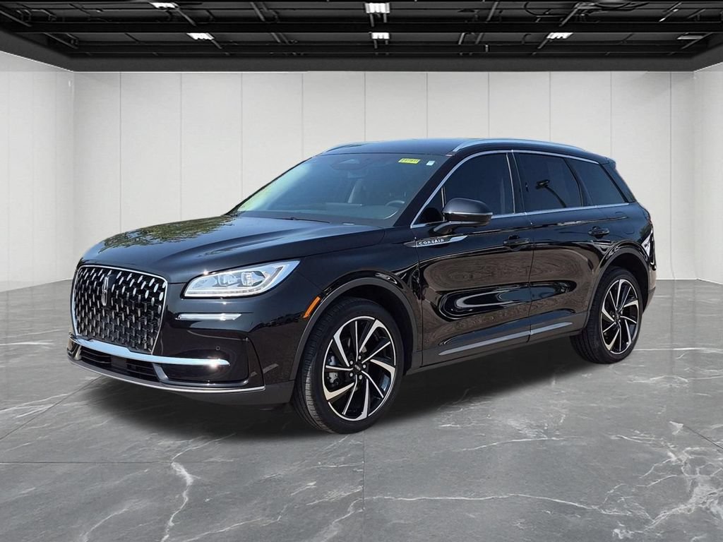 Used 2023 Lincoln Corsair Reserve w/ Equipment Group 201A AWD/4WD image 1