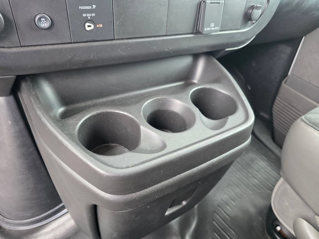 Used 2025 Chevrolet Express 2500 w/ Driver Convenience Package RWD image 17