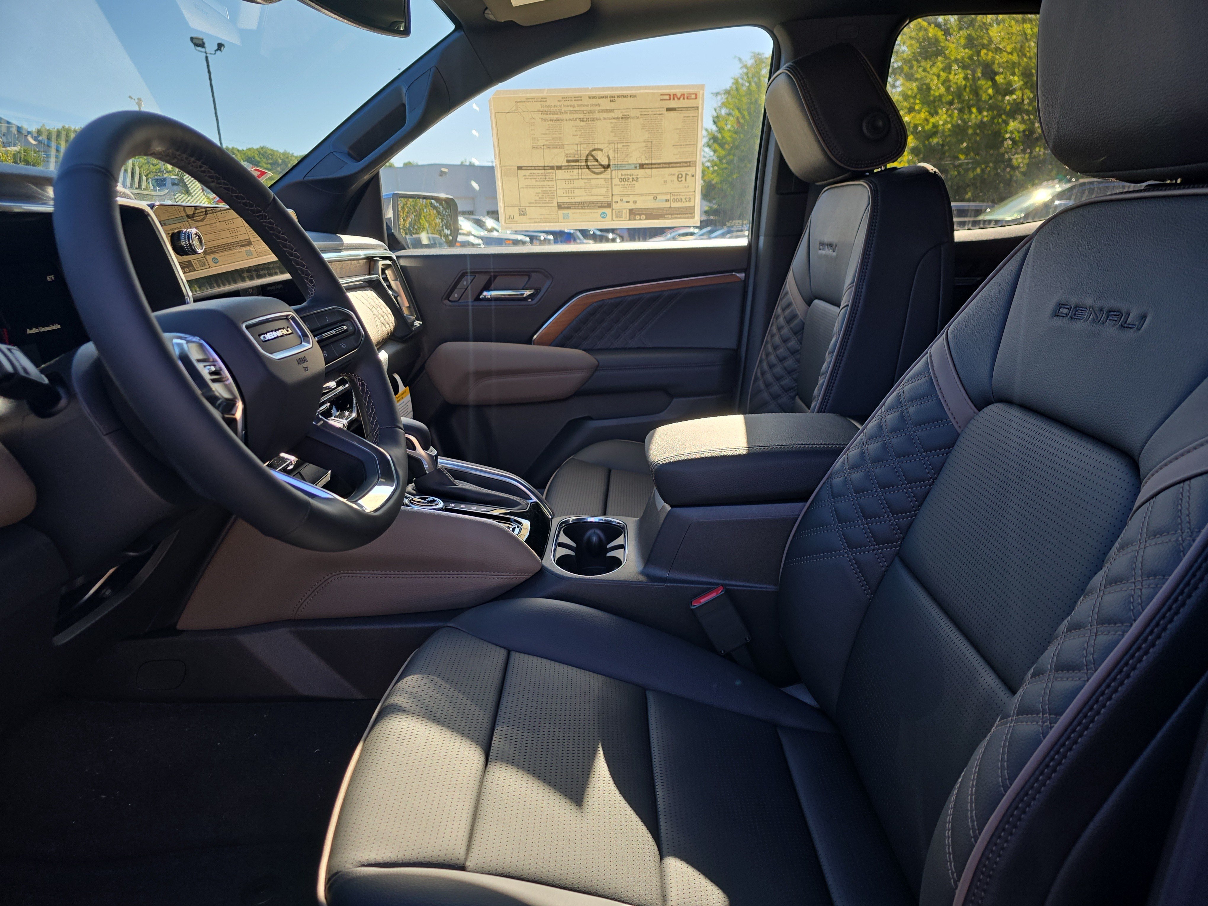 New 2026 GMC Canyon Denali AWD/4WD image 11